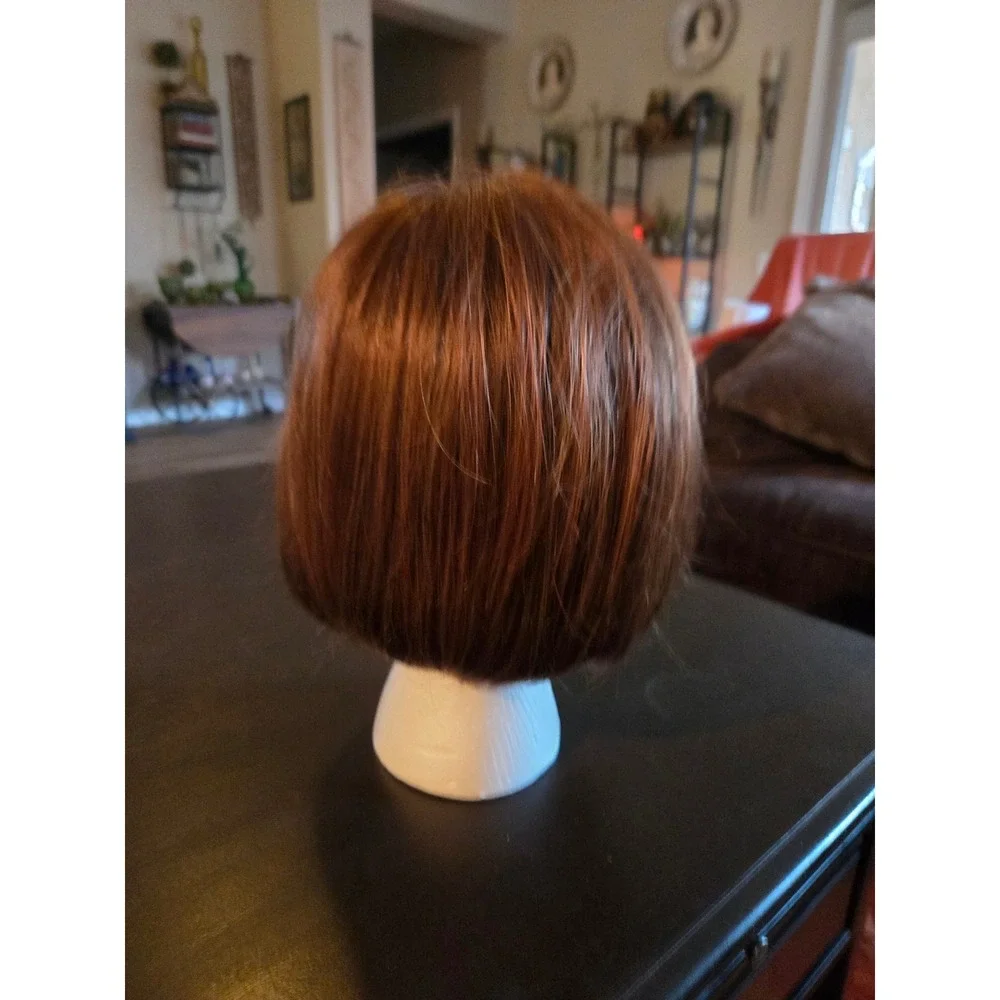 Tony of Beverly Vintage Short Auburn Brown Synthetic Bob Wig Layered Side